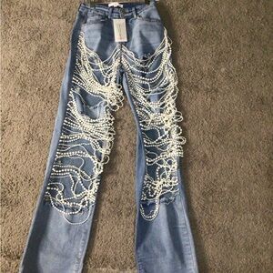 White 'Really Her' T-Shirt and Distressed Jeans